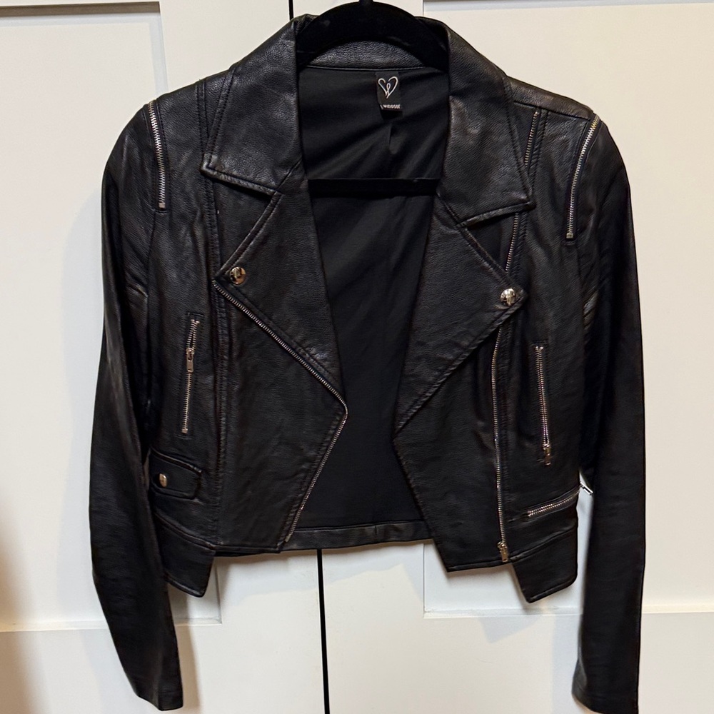 Leather jacket